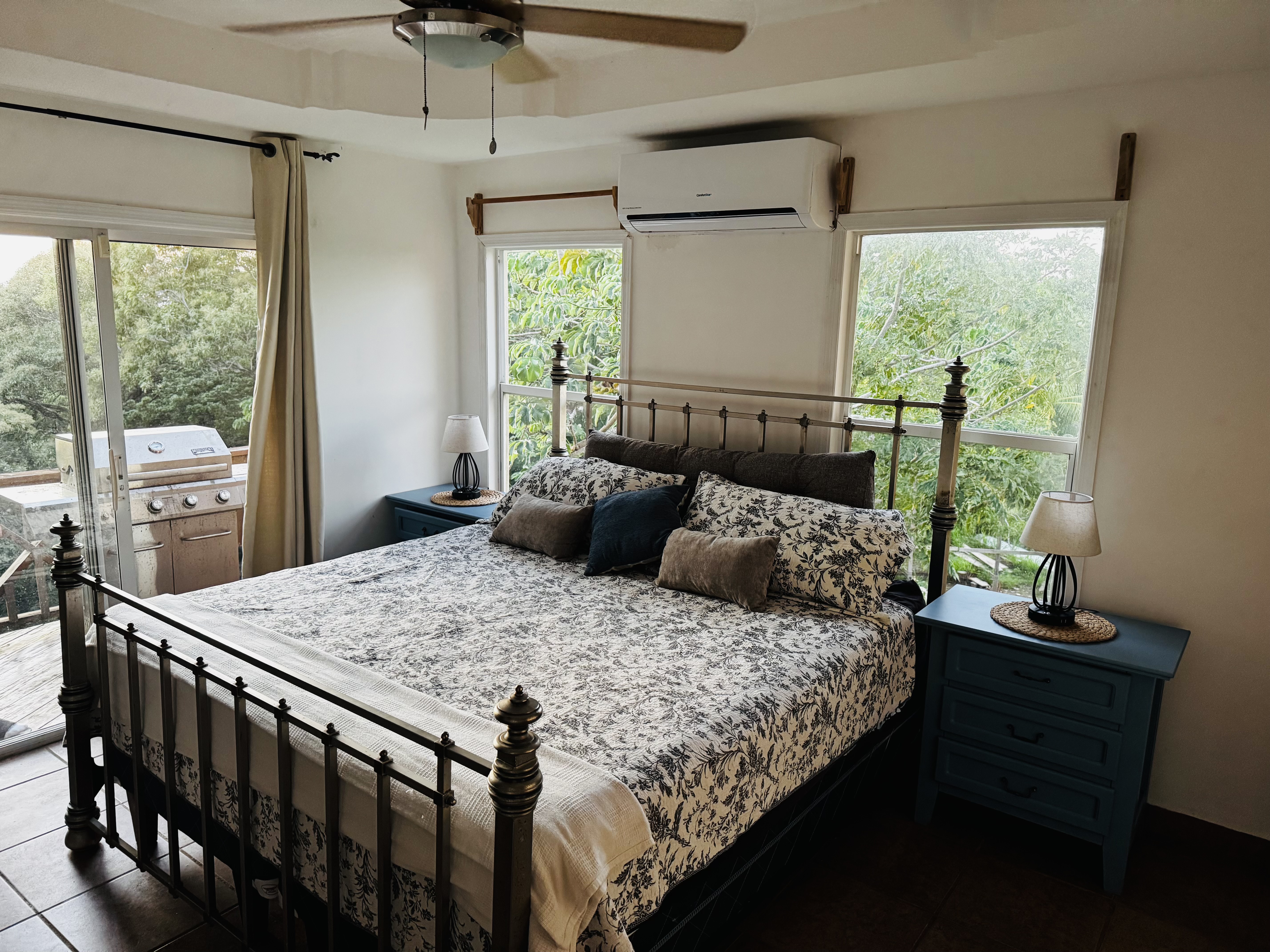 Primary bedroom 1